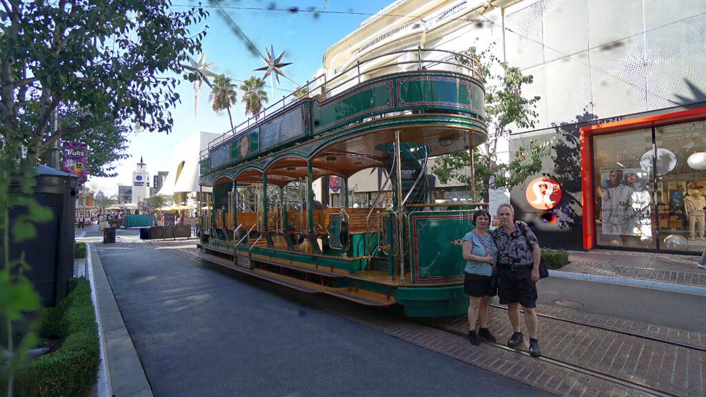 Tram 1aDSC00702-topaz-denoise-sharpen-sharpen-lighting-remove